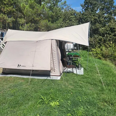 אתר קמפינג Ecoclub וארנה